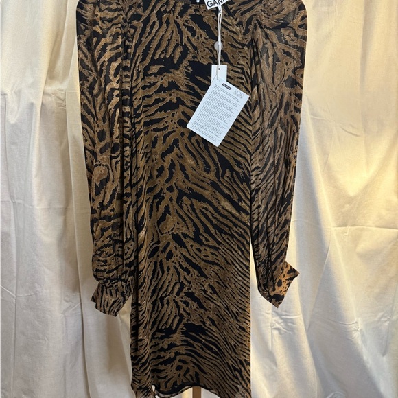 GANNI Animal Print Mini Georgette Dress NWT SZ XS  32 - Picture 3 of 11